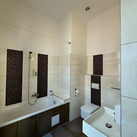 Midtown Apartments - Easy Check-In&Parking Budapest Exterior photo