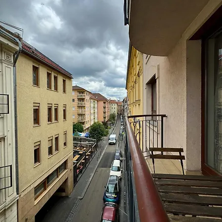 Midtown Apartments - Easy Check-In&Parking Budapest Exterior photo