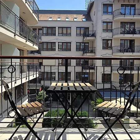 Midtown Apartments - Easy Check-In&Parking Budapest Exterior photo