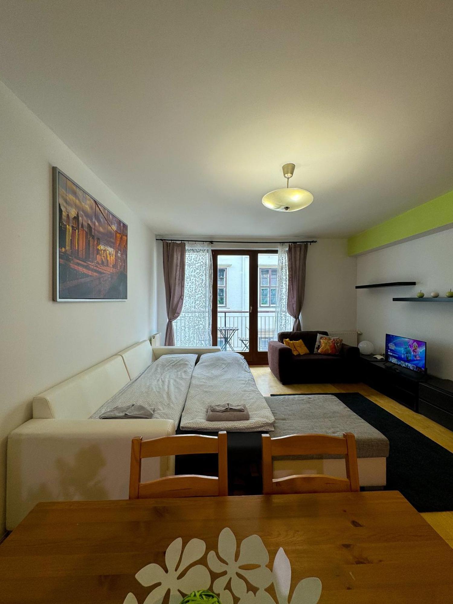 Midtown - Easy Check-in&parking Budapest