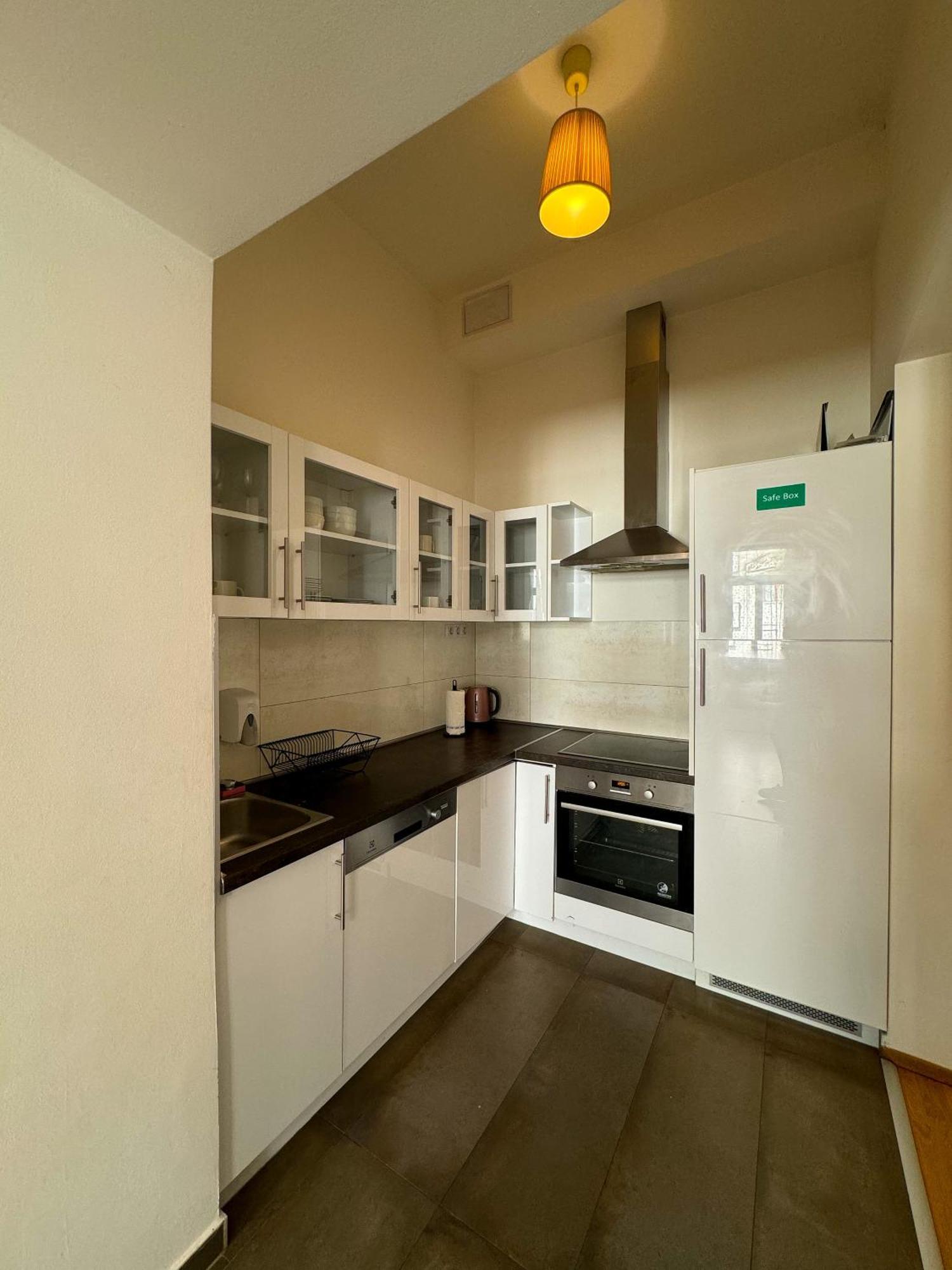 Midtown - Easy Check-in&parking Apartament *