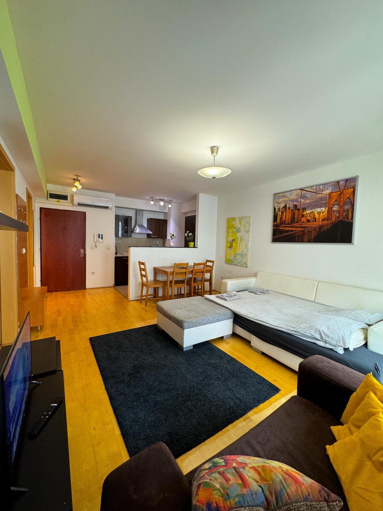 Midtown - Easy Check-in&parking Apartament Budapesta