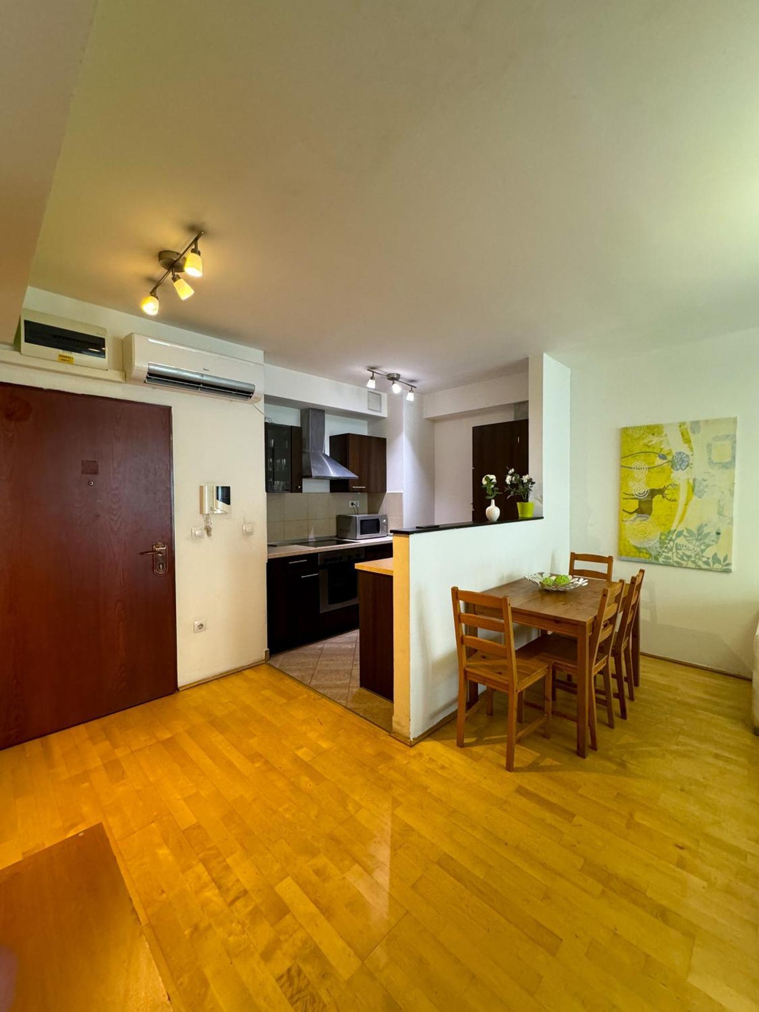 Midtown - Easy Check-in&parking * Budapest
