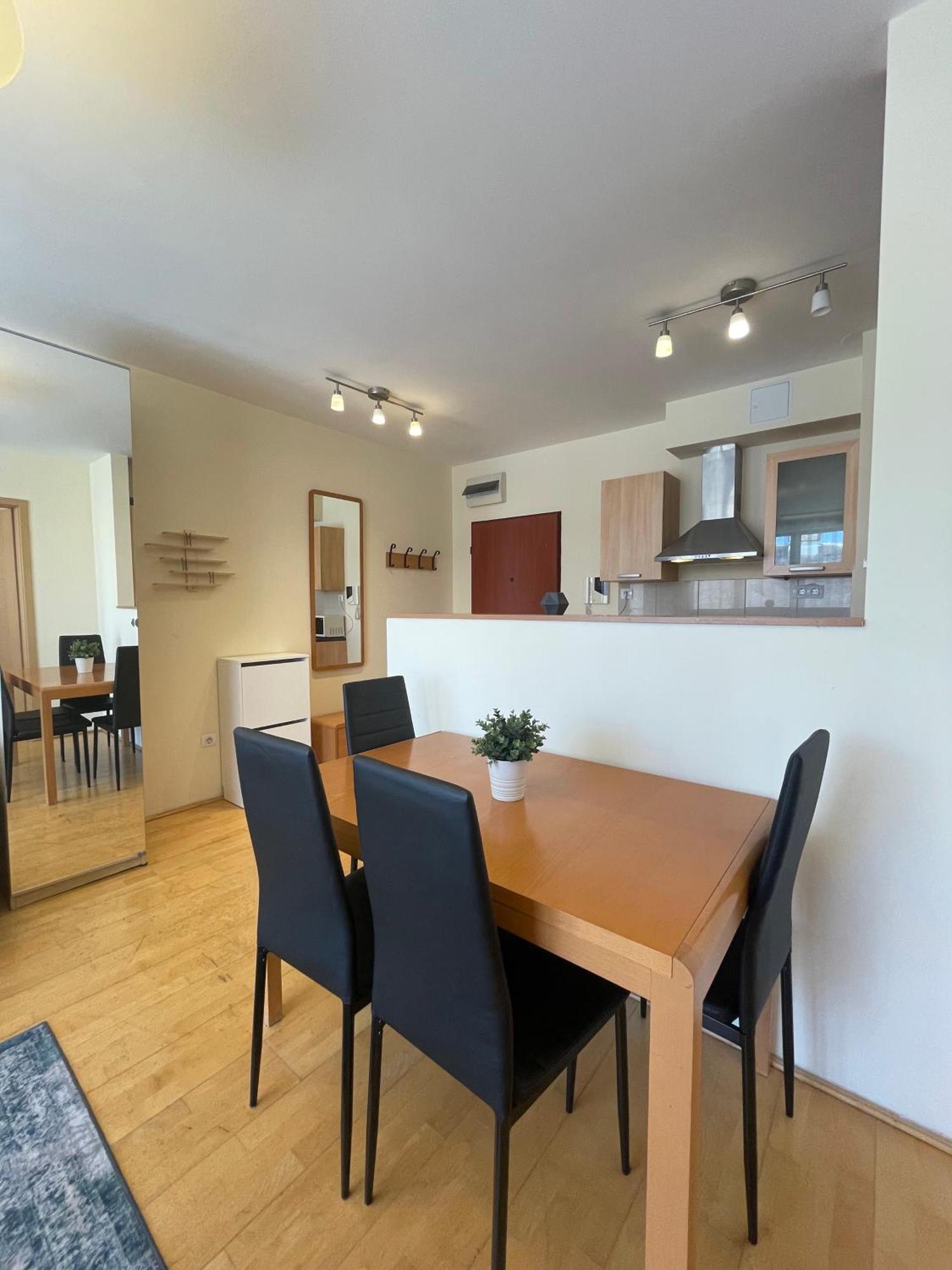 Apartment Midtown - Easy Check-in&parking Budapest