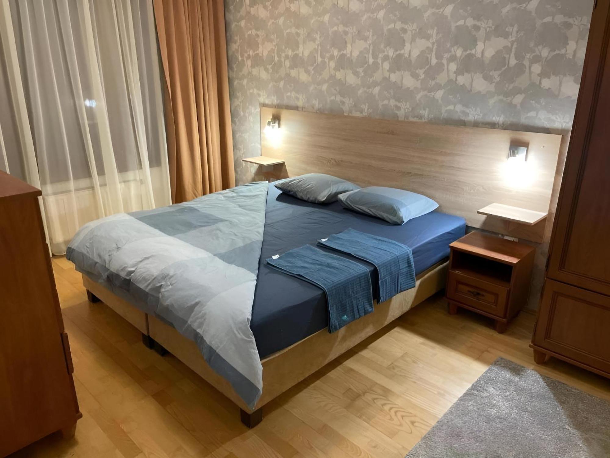 Midtown - Easy Check-in&parking Apartament