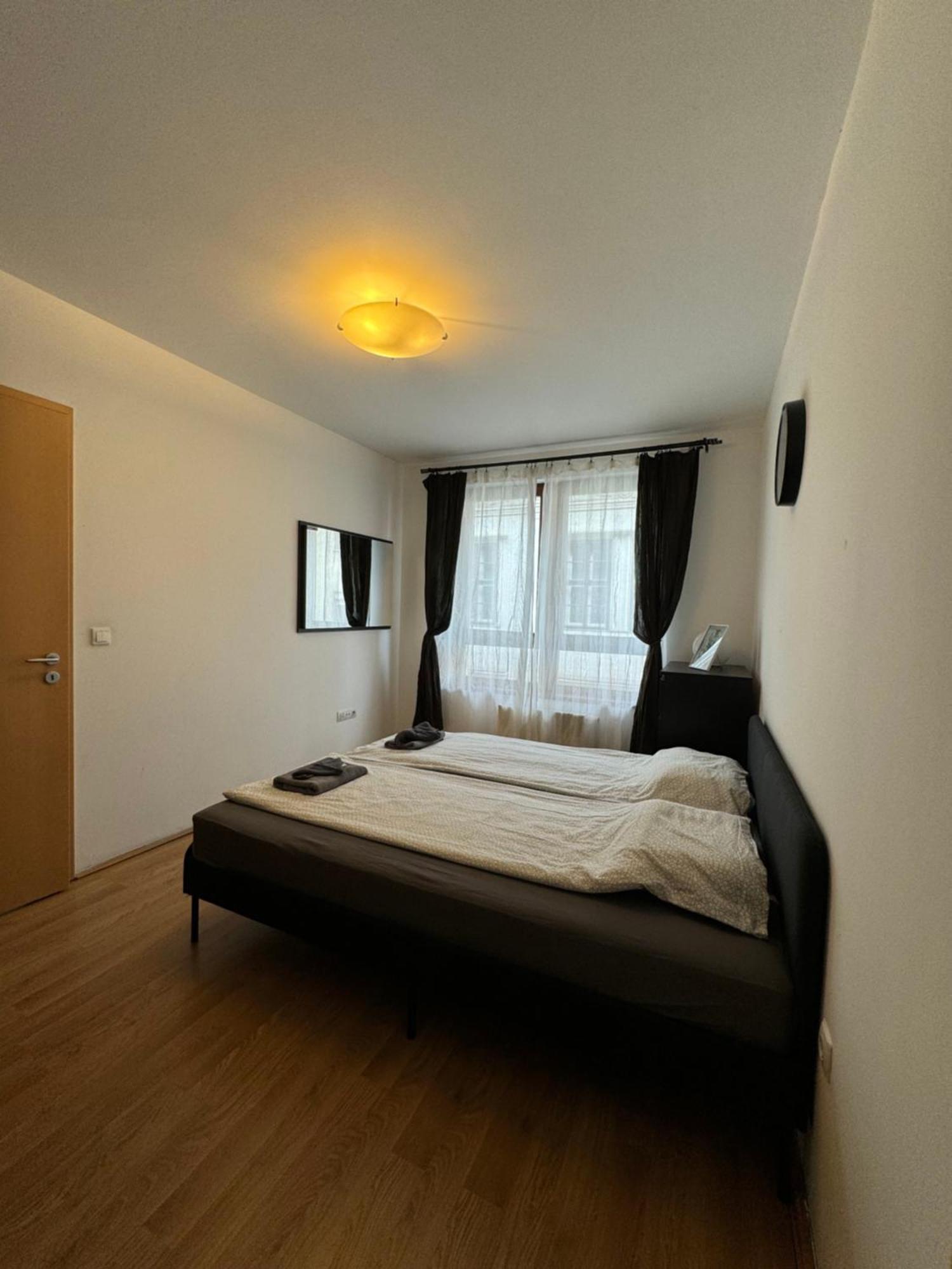 Midtown - Easy Check-in&parking Budapest